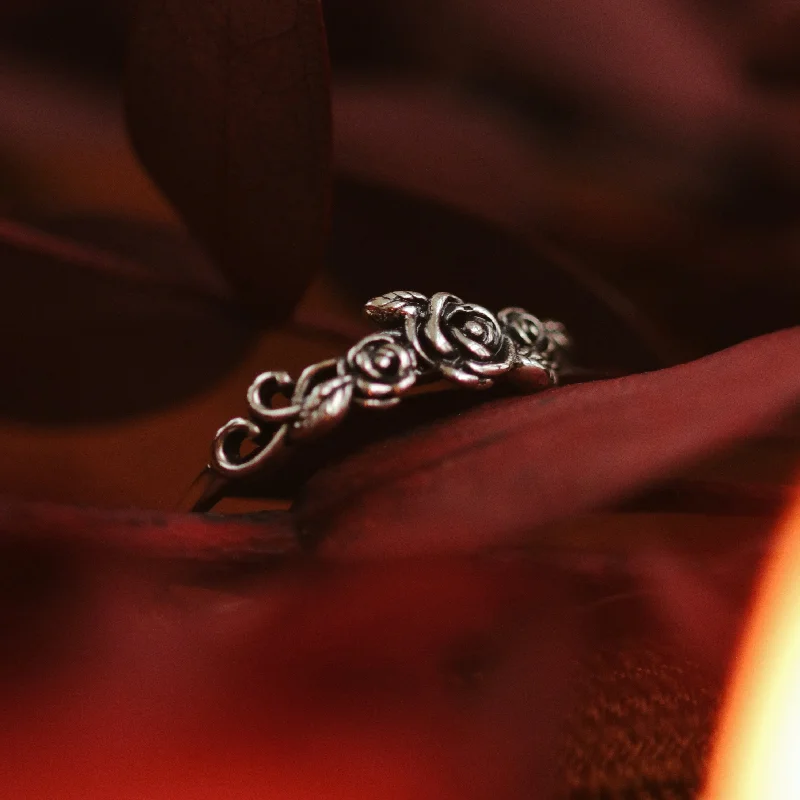 women men’s rings -Gothic Rose Ring