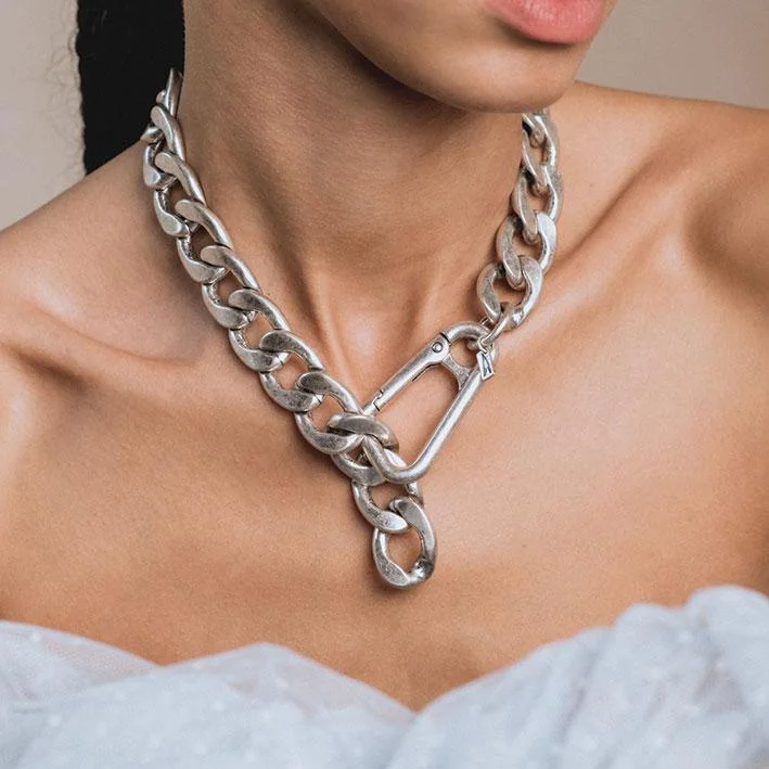 women chunky necklaces -XX. Chunky Curb Chain & Carabiner Clasp Necklace - Silver