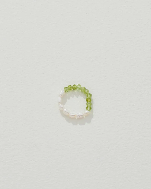 women gold-plated rings -Perla Ring in Peridot