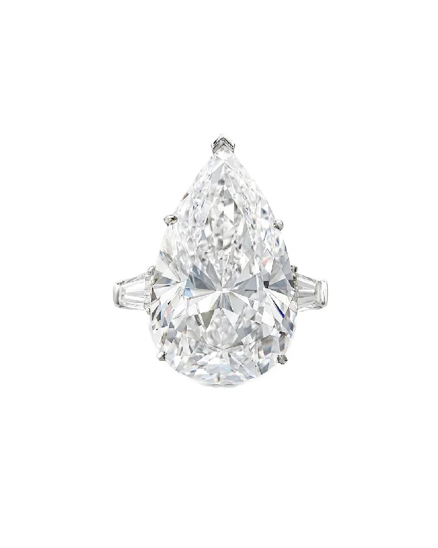 alternative engagement rings -7 Carat Pear Shape G Color Vs1