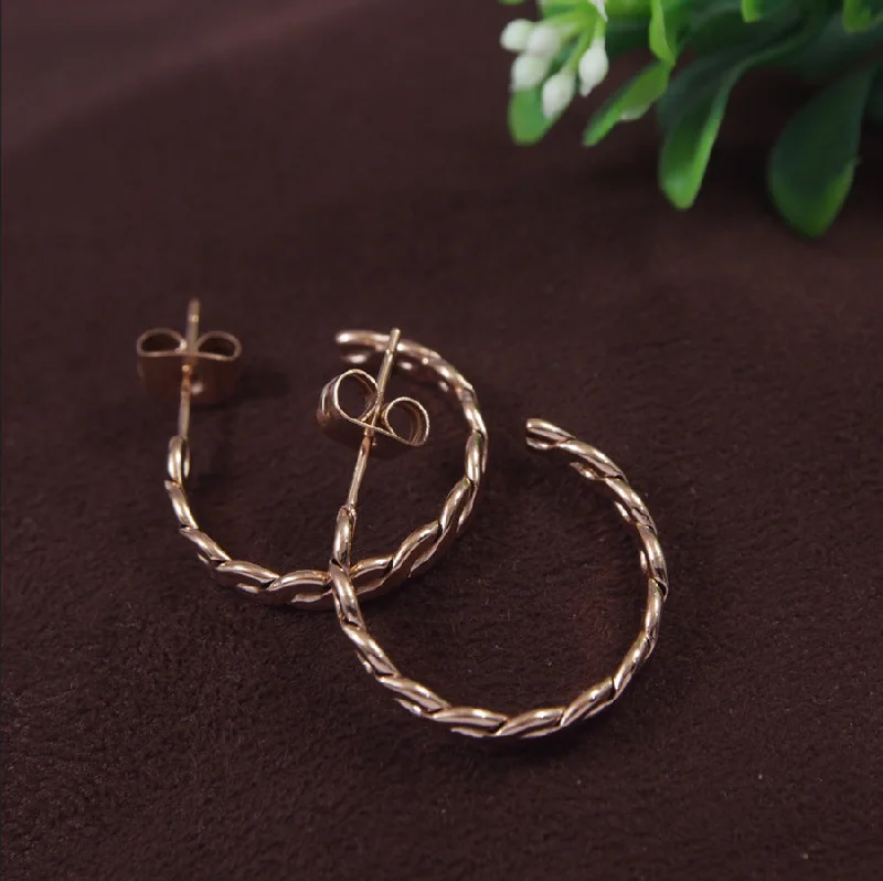 women fashion earrings -Tarohi Jewels Stainless Steel Rosegold Plated Braided Hoops Earring- STNER 3862