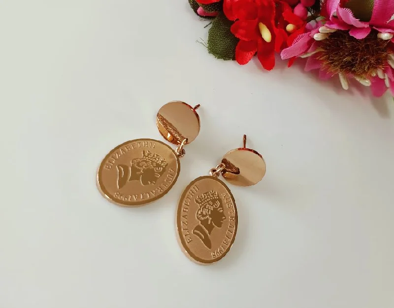 women fancy earrings -Tarohi JewelsStainless Steel Silver/Rosegold/Gold Plated Queen Elizabeth Portrait Earring-STNER 2568